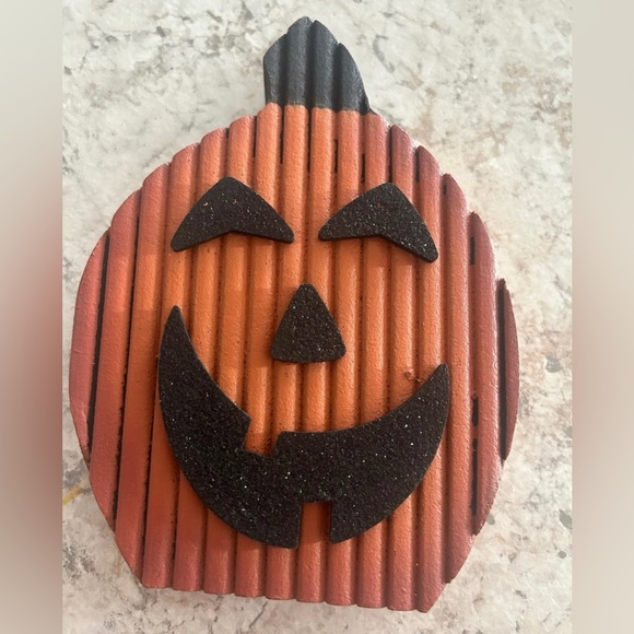 Fall Decor Owl & Pumpkin Table Top - Picture 4 of 7